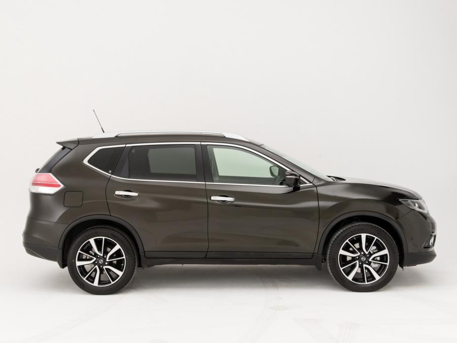  Nissan X-Trail 2014 года  (UK) (фото 4 из 10)